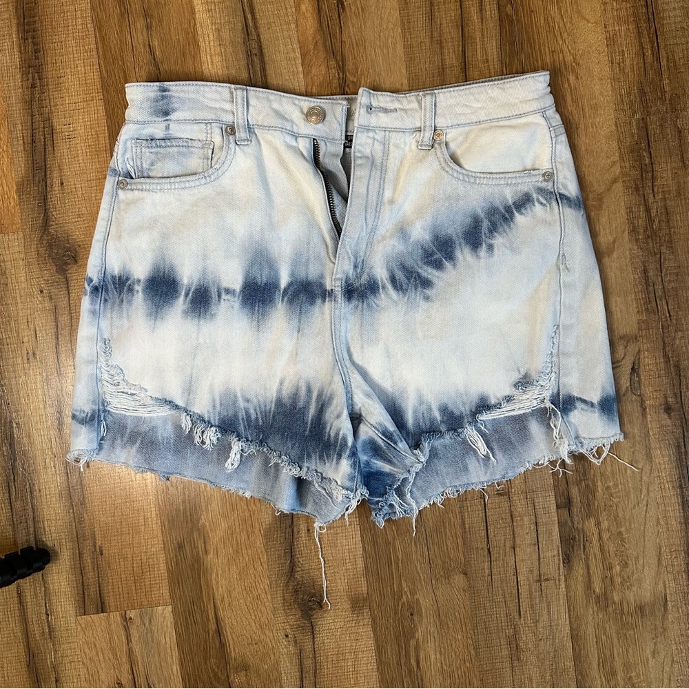 American Eagle Outfitters Blue and White Tie-Dye Jean Shorts
